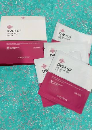 이지듀 DW-EGF 멀티 페이셜 시트 마스크 - 0.53 FL OZ 4EA — 4점을 준 리뷰어가 2021년 8월 올린 사용 사진