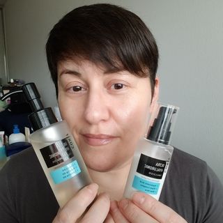 Ultra Hyaluronic Cleansing Oil + Emulsion — 5점을 준 리뷰어가 2021년 10월 올린 사용 사진