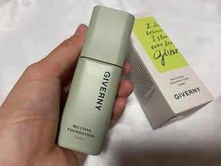 지베르니 밀착 커버 파운데이션 30ml + 밀착 커버 쿠션 본 제품 — 5점을 준 리뷰어가 2023년 9월 올린 사용 사진