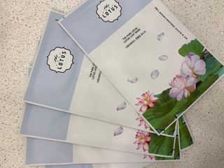 제주 보태니컬 선크림/더 퓨어 로터스 어메니티 세트/연꽃잎 마스크 - 진정 — 5점을 준 리뷰어가 2022년 11월 올린 사용 사진