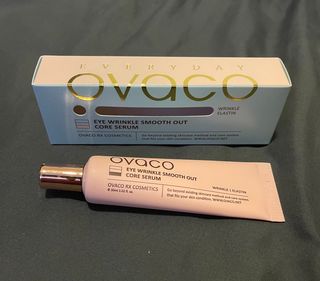 오바코 ovaco eye wrinkle smooth out serum — 5점을 준 리뷰어가 2022년 1월 올린 사용 사진