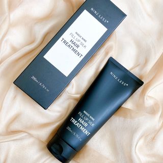 나인레스 매지나인 필 업 실크 트리트먼트 200ml 6.76 fl. 온스 유형에 남겨 — 5점을 준 리뷰어가 2022년 4월 올린 사용 사진