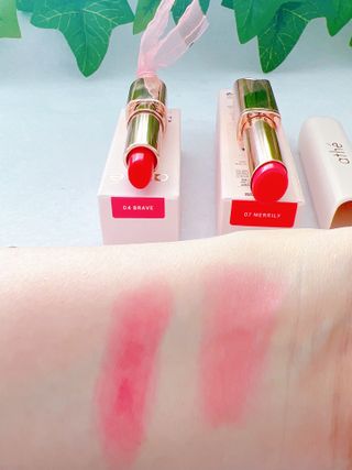 ATHE AUTHENTIC AIRY LIP BALM / 비건립밤 / 어센틱립밤 / 에어리립밤 (수정 요청) — 4.5점을 준 리뷰어가 2022년 8월 올린 사용 사진