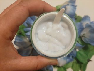 [스토리덤] 타임머신 하이알 1000 30ml + 쉐이프 메모리 리페어 크림 50ml — 5점을 준 리뷰어가 2023년 8월 올린 사용 사진