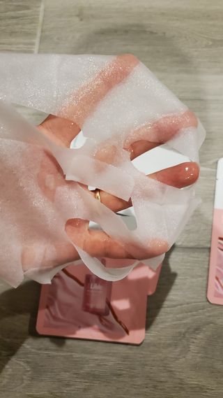 오드리앤영 아이 라이크 레드 스위트원 세럼  마스크 — 5점을 준 리뷰어가 2021년 7월 올린 사용 사진
