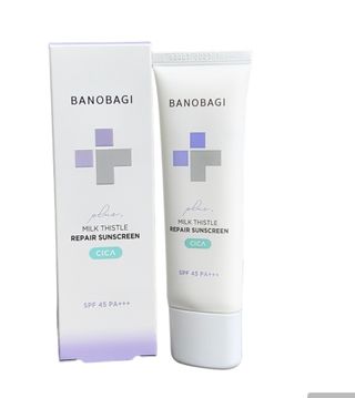 바노바기 코스메틱 바노바기 밀크씨슬 리페어 시카 선스크린 플러스 50ml — 5점을 준 리뷰어가 2023년 10월 올린 사용 사진