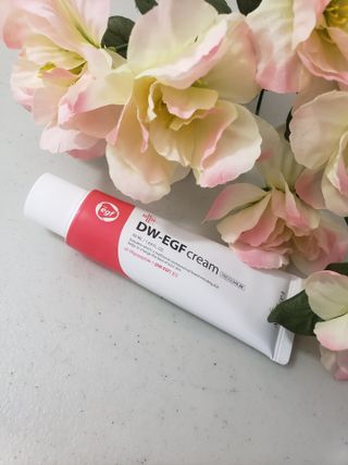 이지듀 DW-EGF 크림 프레섬 RX 1.69 FL.Oz — 5점을 준 리뷰어가 2021년 7월 올린 사용 사진
