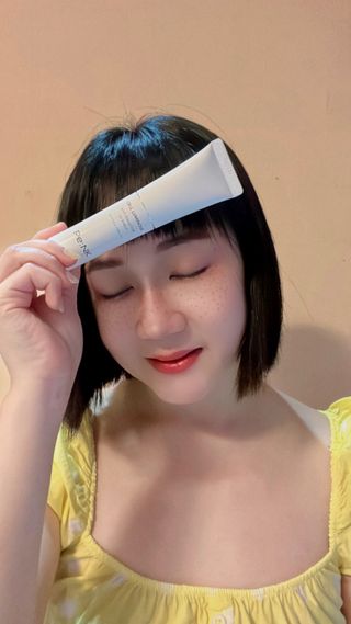 Re:NK 리엔케이 셀루미너스 안티폴루션 UV 크림 — 5점을 준 리뷰어가 2022년 1월 올린 사용 사진