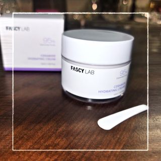 파시랩 USA_[FASCY LAB] 세라마이드 하이드레이팅 크림 — 5점을 준 리뷰어가 2021년 10월 올린 사용 사진