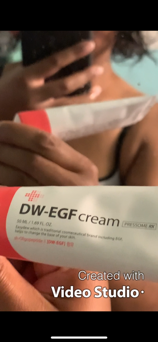 이지듀 DW-EGF 크림 프레섬 RX 1.69 FL.Oz — 5점을 준 리뷰어가 2021년 7월 올린 사용 사진