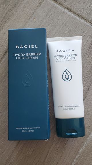 바시엘 BACIEL 바시엘 하이드라 베리어 시카 크림 — 5점을 준 리뷰어가 2021년 5월 올린 사용 사진