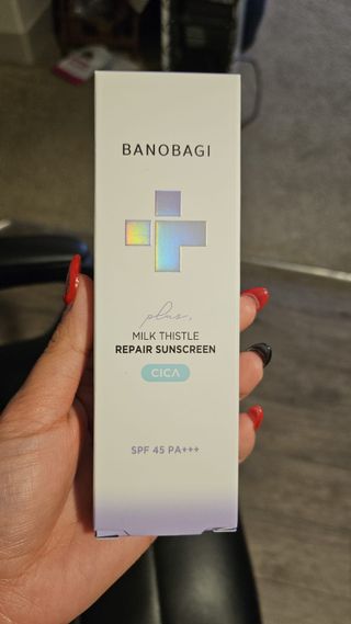 바노바기 코스메틱 바노바기 밀크씨슬 리페어 시카 선스크린 플러스 50ml — 4.5점을 준 리뷰어가 2023년 10월 올린 사용 사진