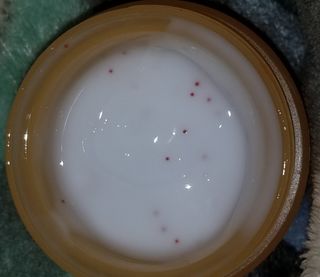 [THE SKIN HOUSE] Vita Snail Cream — 5점을 준 리뷰어가 2022년 4월 올린 사용 사진