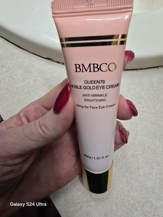 비엠비코 *구매평용*Queen 79 Noble Gold Eye Cream — 5점을 준 리뷰어가 2025년 1월 올린 사용 사진