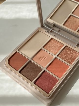 하트퍼센트 Heart Percent Dote on Mood Eye Palette VERMILION FACET — 4.5점을 준 리뷰어가 2021년 11월 올린 사용 사진