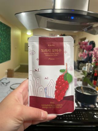 [K-doraji] Omija Berry Drink–80ml pouches of Bellflower Root Concentrate with Omija Berry — 5점을 준 리뷰어가 2021년 8월 올린 사용 사진