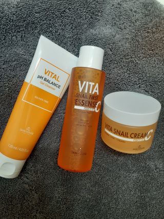 Vita Snail Trio Set [First Essence, Cream, Gel Cleanser] — 5점을 준 리뷰어가 2021년 9월 올린 사용 사진