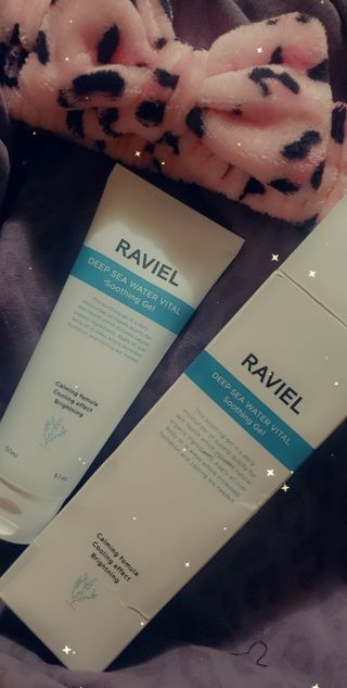 라비엘 RAVIEL 딥 씨 워터 퓨어 바이탈 수딩 젤 5.1 fl oz (150ml) 페이스 &amp; 바디, 쿨링 효과 — 4.5점을 준 리뷰어가 2022년 9월 올린 사용 사진