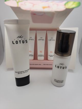 더 퓨어 로터스 제주 식물 선크림 / 제주 연잎 &amp; 동백 미스트 / 순수한 연꽃 어메니티 세트 — 5점을 준 리뷰어가 2022년 7월 올린 사용 사진