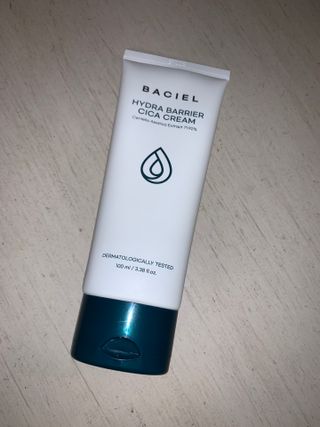 바시엘 BACIEL 바시엘 하이드라 베리어 시카 크림 — 5점을 준 리뷰어가 2021년 5월 올린 사용 사진