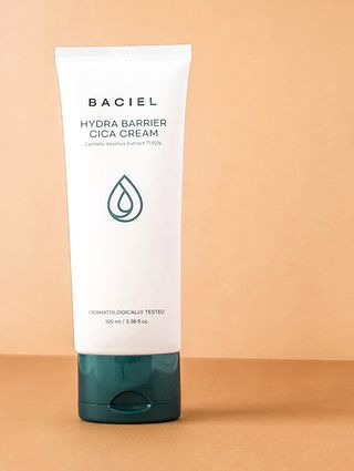 바시엘 BACIEL 바시엘 하이드라 베리어 시카 크림 — 5점을 준 리뷰어가 2021년 5월 올린 사용 사진
