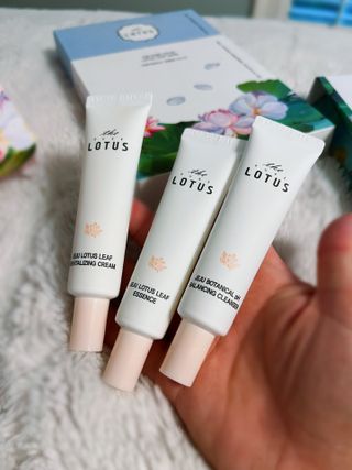 제주 보태니컬 선크림/더 퓨어 로터스 어메니티 세트/연꽃잎 마스크 - 진정 — 5점을 준 리뷰어가 2022년 8월 올린 사용 사진