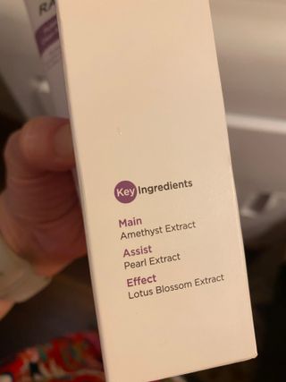 라비엘 RAVIEL 퍼플 쥬얼 클린 필 오프 팩, 마일드 블랙헤드 리무버, 4.1 fl oz(120ml) — 5점을 준 리뷰어가 2022년 9월 올린 사용 사진