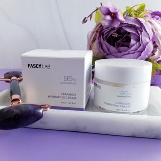파시랩 USA_[FASCY LAB] 세라마이드 하이드레이팅 크림 — 5점을 준 리뷰어가 2021년 9월 올린 사용 사진