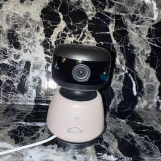 온습도 모니터와 스마트 리모컨이 탑재된 EGLOO cam S4 1080P Wi-Fi 스마트 카메라 — 5점을 준 리뷰어가 2021년 11월 올린 사용 사진