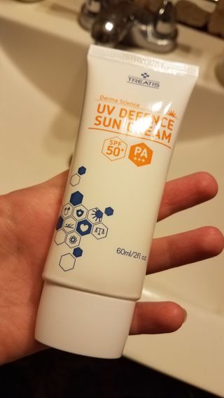 트리티스 US [TREATIS] UV Defence Sun Cream PA+++ / SPF50+ — 5점을 준 리뷰어가 2021년 2월 올린 사용 사진