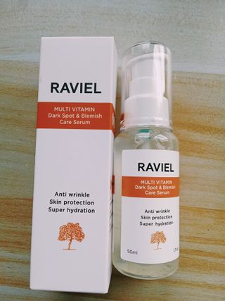 라비엘 멀티 비타민 다크 스팟 &amp; 블레미쉬 케어 페이스 세럼 모든 피부용 1.7 fl oz — 5점을 준 리뷰어가 2022년 12월 올린 사용 사진