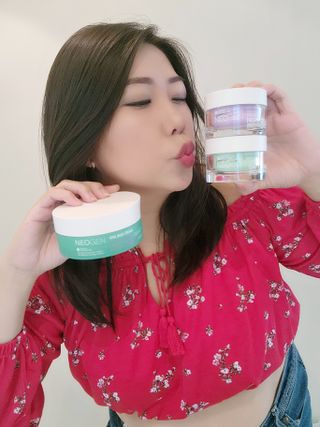 네오젠 비타 듀오 데이 나이트 크림 세트(100g) + 데이 크림(50g) + 나이트 크림(50g) — 4.5점을 준 리뷰어가 2022년 8월 올린 사용 사진