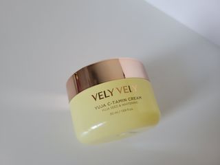 VELY VELY Yuja C-tamin Cream — 5점을 준 리뷰어가 2021년 4월 올린 사용 사진