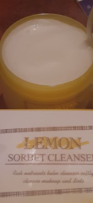 [THE SKIN HOUSE] Lemon Sorbet Cleanser, Aloe Soothing Vitamin Gel — 5점을 준 리뷰어가 2021년 12월 올린 사용 사진