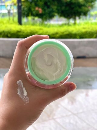 네오젠 비타 듀오 데이 나이트 크림 세트(100g) + 데이 크림(50g) + 나이트 크림(50g) — 5점을 준 리뷰어가 2022년 8월 올린 사용 사진