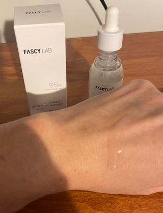 파시랩 USA_[FASCY LAB] 세라마이드 하이드레이팅 앰플 — 5점을 준 리뷰어가 2022년 1월 올린 사용 사진