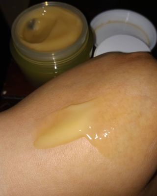 VELY VELY Artemisia Return Cream — 5점을 준 리뷰어가 2021년 4월 올린 사용 사진