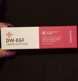 이지듀 Easydew DW-EGF 크림 Divesome 0.5 fl oz — 4점을 준 리뷰어가 2021년 9월 올린 사용 사진