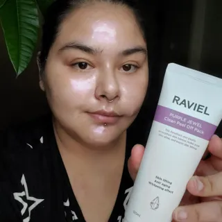 라비엘 RAVIEL 퍼플 쥬얼 클린 필 오프 팩, 마일드 블랙헤드 리무버, 4.1 fl oz(120ml) — 5점을 준 리뷰어가 2022년 9월 올린 사용 사진