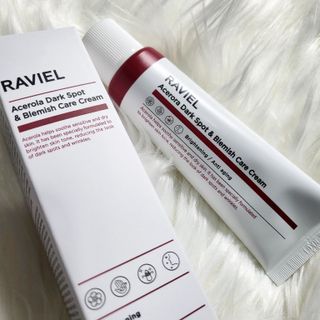 라비엘 아세로라 &amp; 스네일 뮤신 다크 스팟 케어 크림 1.7 fl oz (50ml), 스네일 뮤신 &amp; 히알루론산 — 4점을 준 리뷰어가 2022년 12월 올린 사용 사진