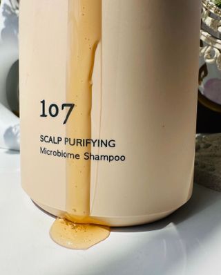 107 SCAP PURIFYING Microbiome Shampoo 500ml 16.9 fl oz — 5점을 준 리뷰어가 2023년 9월 올린 사용 사진