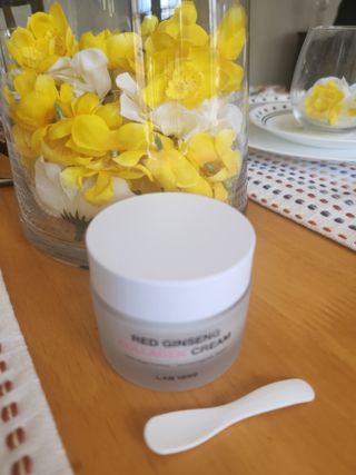 랩1899 [LAB1899] Red Ginseng Collagen Cream — 4.5점을 준 리뷰어가 2024년 4월 올린 사용 사진