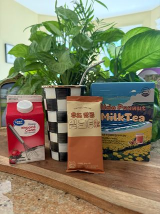 느랑풀 USA_ [neurangpul] JEJU UDO PEANUT MILKTEA 30g*10 — 5점을 준 리뷰어가 2025년 8월 올린 사용 사진