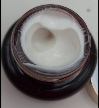 [The Skin House] Wrinkle Supreme Cream — 5점을 준 리뷰어가 2022년 11월 올린 사용 사진