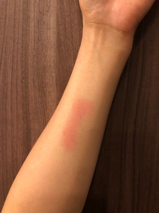 ATHE AUTHENTIC AIRY LIP BALM / 비건립밤 / 어센틱립밤 / 에어리립밤 (수정 요청) — 5점을 준 리뷰어가 2022년 8월 올린 사용 사진