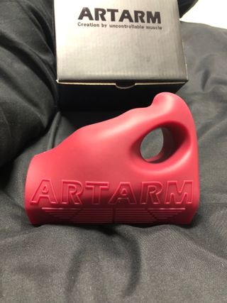 ArtARM GRIP ARMWRESTLING 실제 손 훈련 도구 — 4점을 준 리뷰어가 2021년 12월 올린 사용 사진