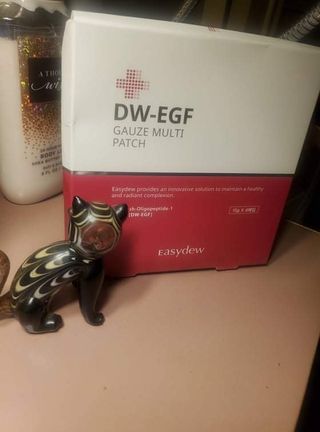 이지듀 DW-EGF 멀티 페이셜 시트 마스크 - 0.53 FL OZ 4EA — 4점을 준 리뷰어가 2021년 8월 올린 사용 사진