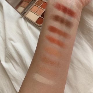 하트퍼센트 Heart Percent Dote on Mood Eye Palette VERMILION FACET — 4.5점을 준 리뷰어가 2021년 11월 올린 사용 사진