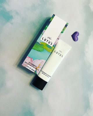 제주 보태니컬 선크림/더 퓨어 로터스 어메니티 세트/연꽃잎 마스크 - 진정 — 5점을 준 리뷰어가 2022년 8월 올린 사용 사진