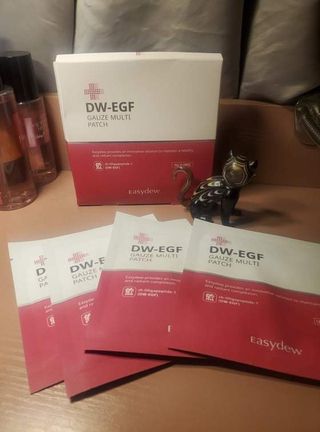 이지듀 DW-EGF 멀티 페이셜 시트 마스크 - 0.53 FL OZ 4EA — 4점을 준 리뷰어가 2021년 8월 올린 사용 사진